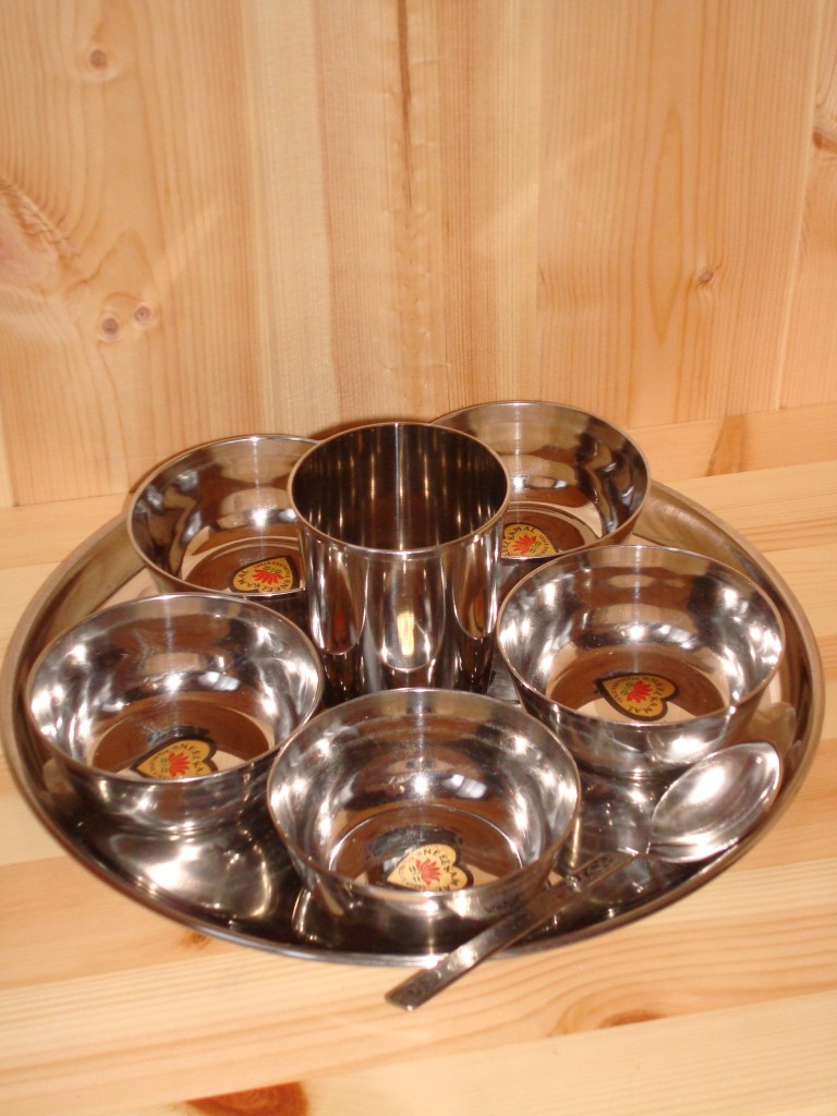 Ēdiena piedāvāšanas komplekts, 24 cm