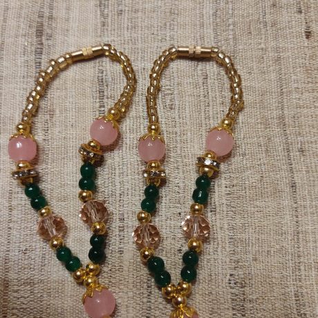 2 necklaces (9 cm)